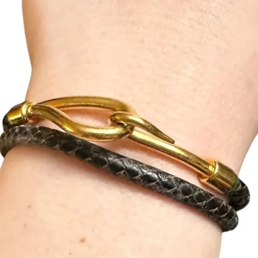 Hermes Gold Jumbo Hook Double Wrapped Bracelet Or Choker - Picture 4 of 7